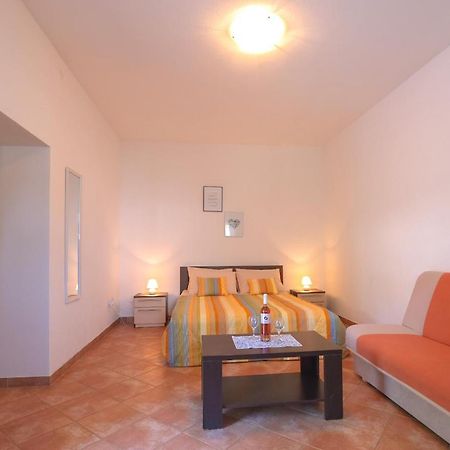 Apartmani Nina Rovinj Kültér fotó
