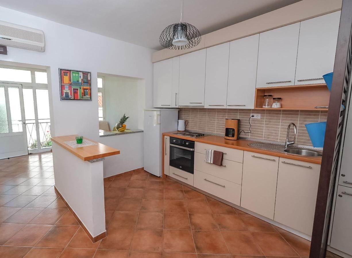 Apartmani Nina Rovinj Kültér fotó